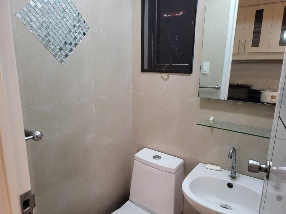 Kandi Resort-Type Spacious 1 Bedroom With Netflix And Free Housekeeping Angeles Exteriör bild