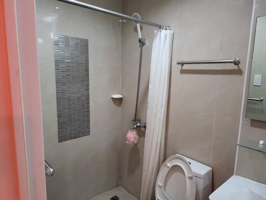 Kandi Resort-Type Spacious 1 Bedroom With Netflix And Free Housekeeping Angeles Exteriör bild